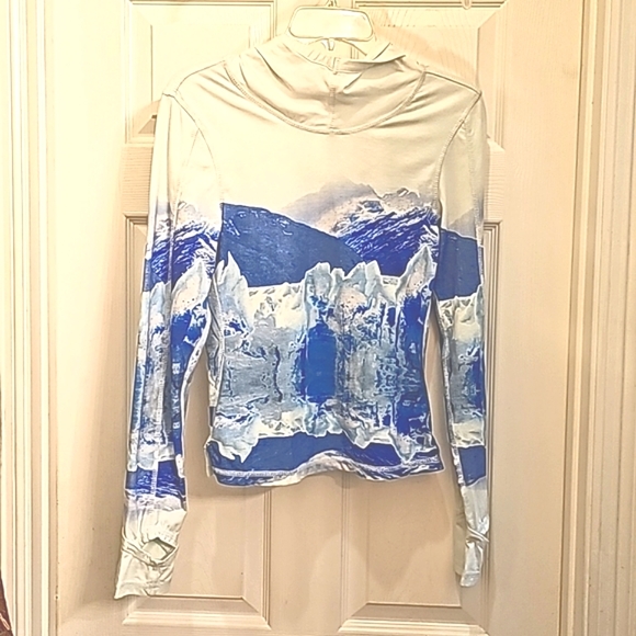 FP Movement by Free People Tops - Free People Movement Women's Small Huddle Hoodie Glacier Print